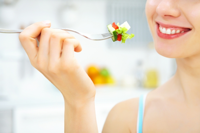 detox kur gesund abnehmen frische salate zubereiten