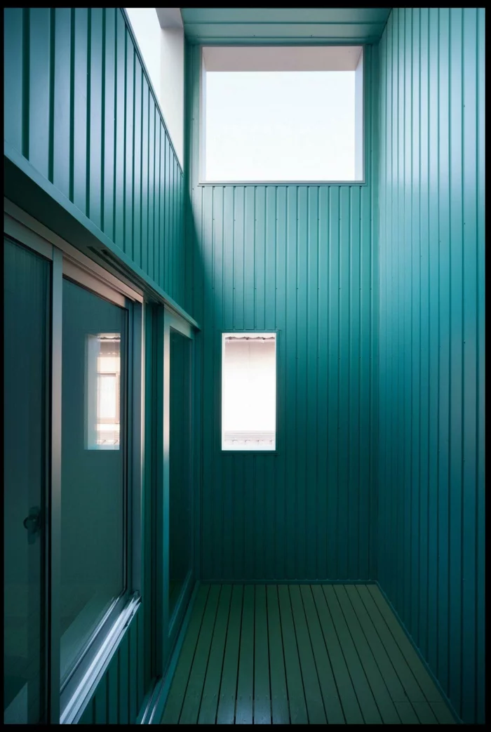 farbgestaltung wohnzimmer wandgestaltung wanddesign petrol blau
