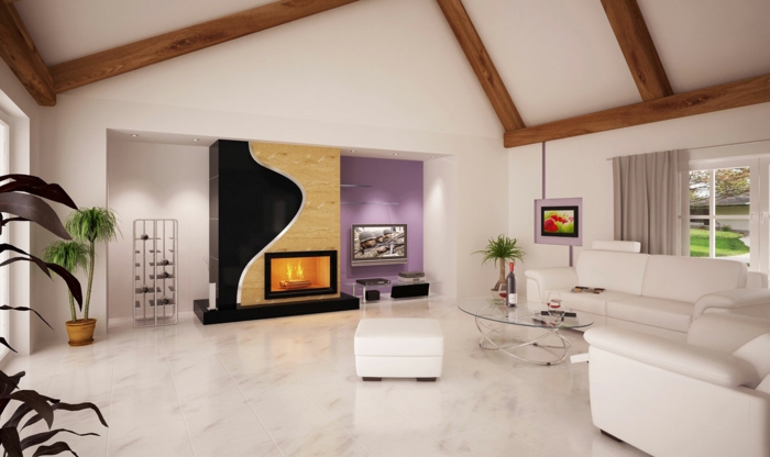 moderne bodenbeläge wohnzimmer weiße bodenfliesen marmoroptik gemasert wohnwand kamin offene deckenbalken