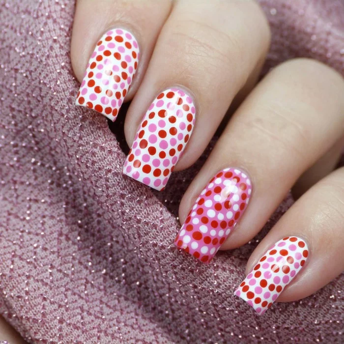 nageldesigns fingernägel design nailart punkte spirale rot weiß rosa