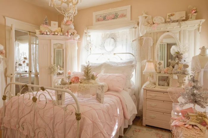 shabby chic möbel romantisches schlafzimmer anrichte zart rosa schubladen metallbett weiss