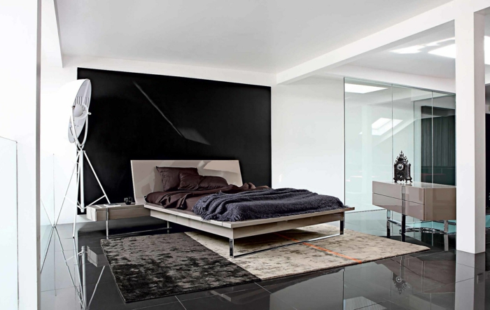 wandfarbe schwarz schlafzimmer einrichten akzentwand eleganter teppich
