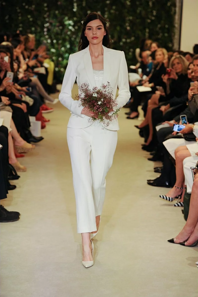 Carolina Herrera Brautmode Kleid für Standesamt Damenanzug weiß