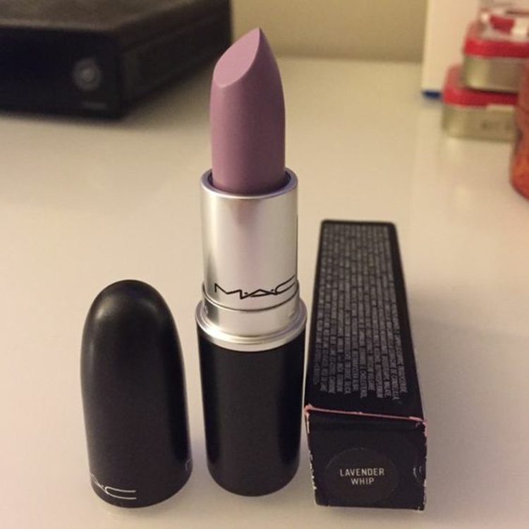 Mac Lippenstift Farbe aussuchen Lavender Nuance
