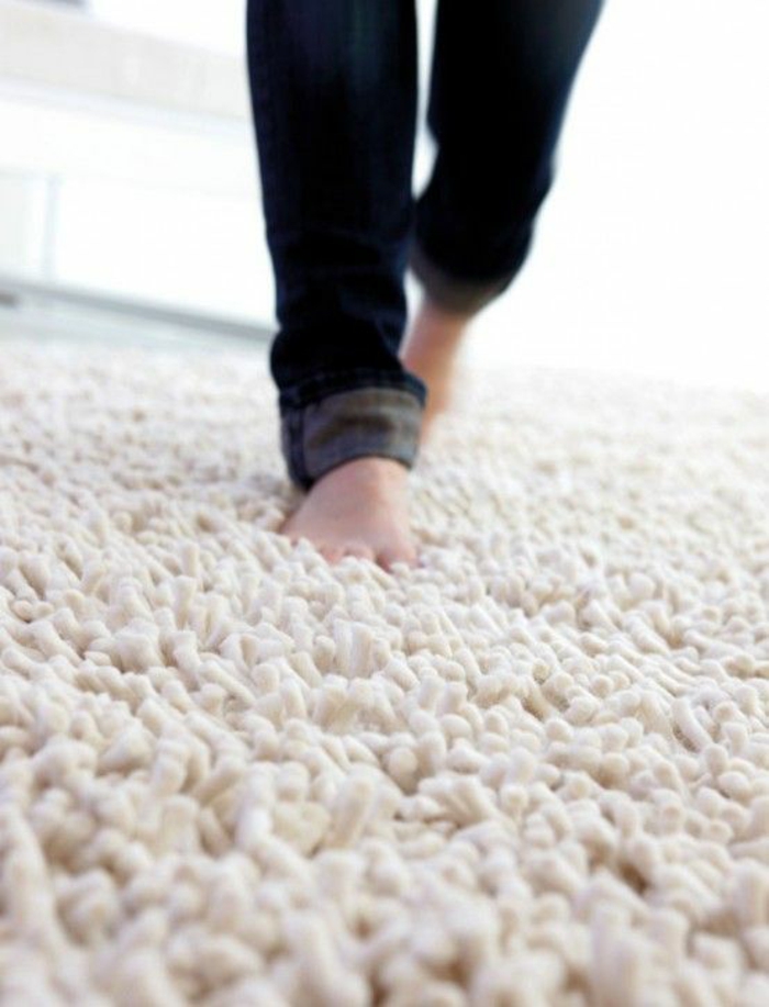 Wollteppich reinigen weicher Teppichboden Heimtextilien