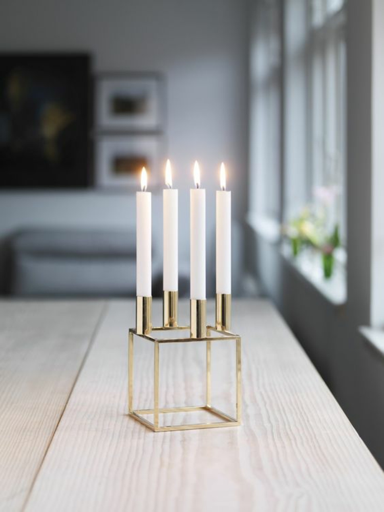 goldfarbene skandinavische Wohnaccessoires dänisches Design Kerzenständer