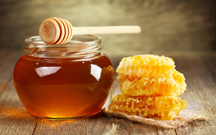 honig gesund honigpott honiglöffel