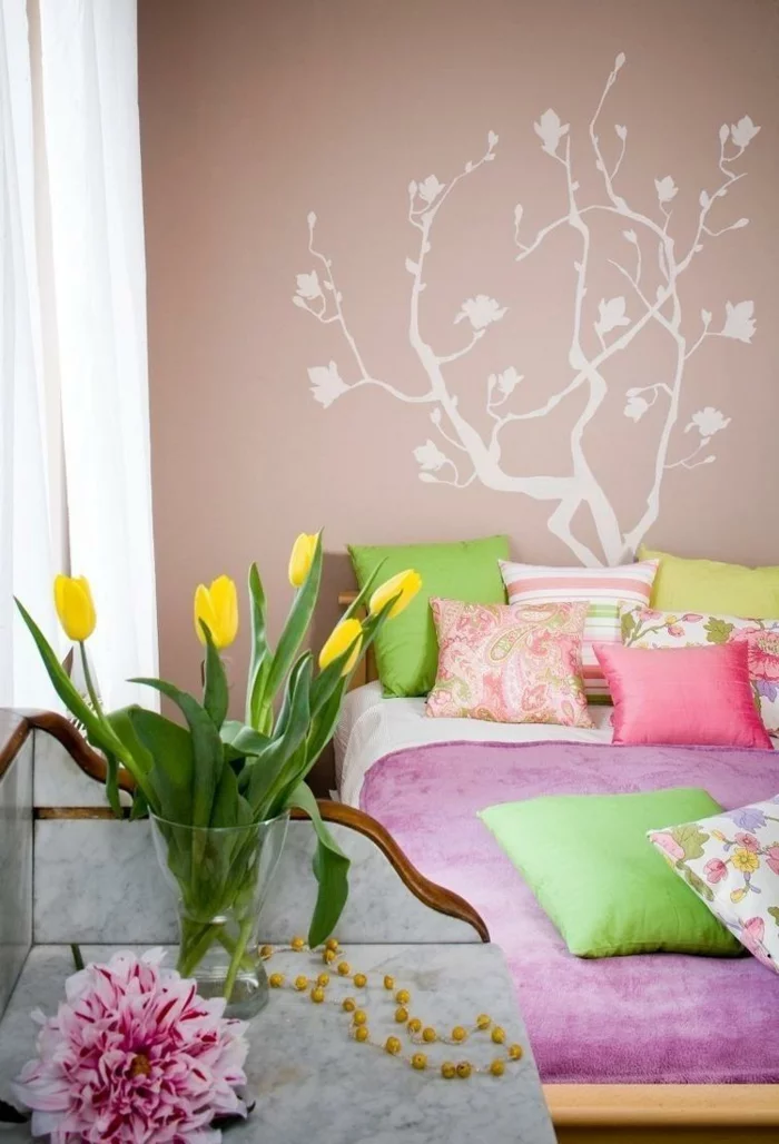 innendesign ideen frische farben frühlingsstimmung tulpen