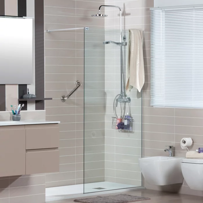 kleines bad einrichten duschkabine glastür moderne dusche