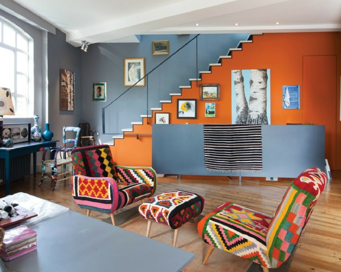 wandfarbe ideen wohnzimmer blaue wände farbige möbel