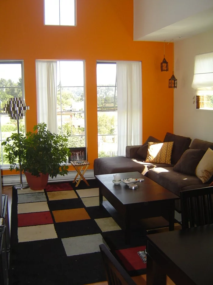 wandfarbe ideen wohnzimmer gestalten orange wände pflanzen