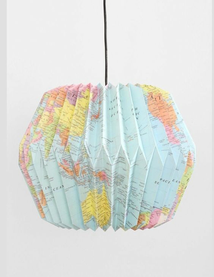 Lampen selber machen DIY Lampen aus Papier Origami Lampe Weltkarte