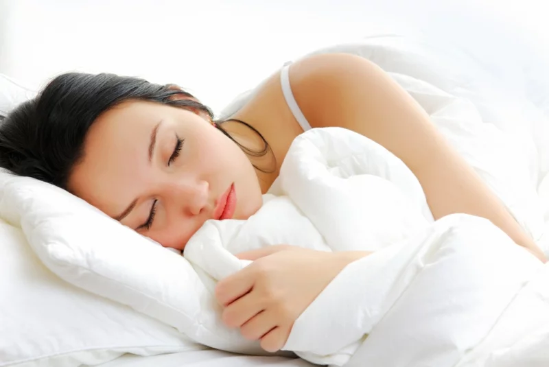 Zahnschmerzen was tun beißen im Schlaf