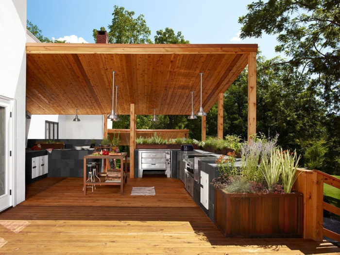 außenküche selber bauen outdoor kücheneinrichtung überdachung holzplatten kücheninsel