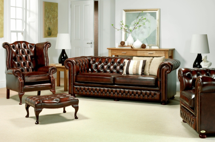 chesterfield sessel echtleder braun moca farbe designklassiker couch ottomane fußhocker