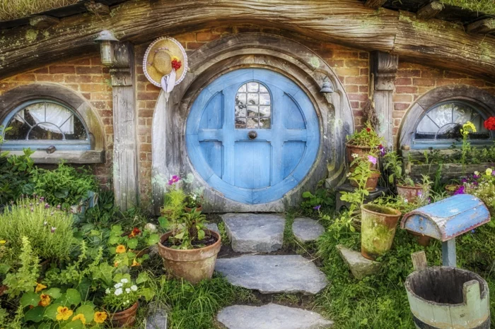 Gartenhaus selber bauen - Hobbit Hole im Garten 