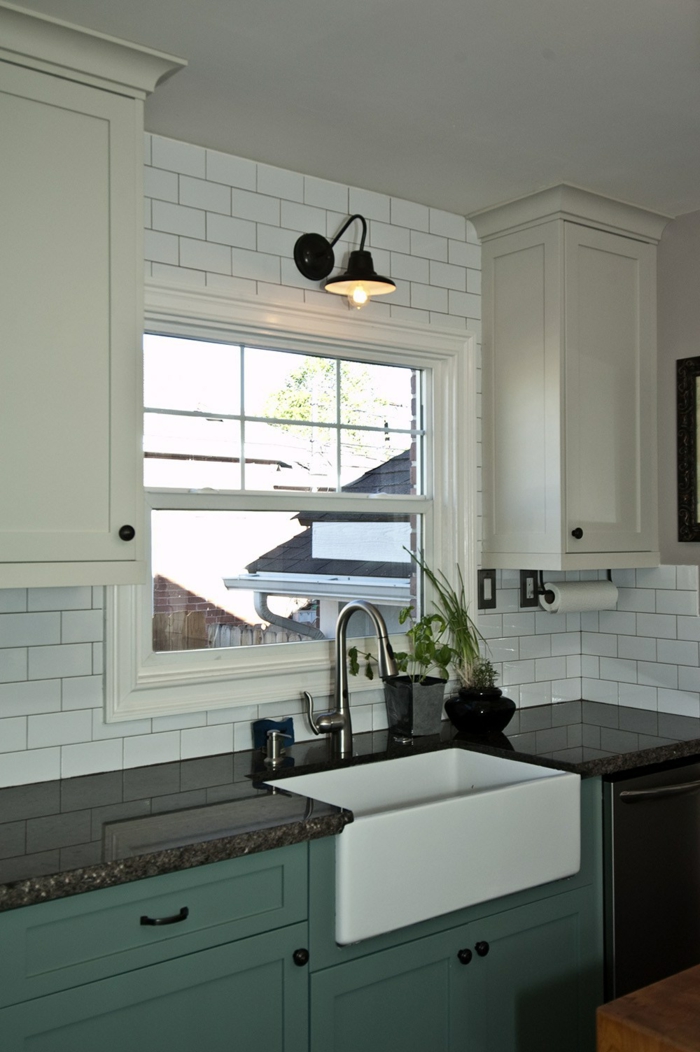 küchenmöbel grüne küchenschränke granit arbeitsplatte