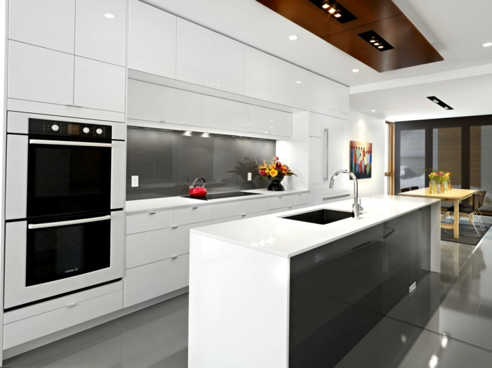 küchenrückwand glas graue akzente wohnideen küche