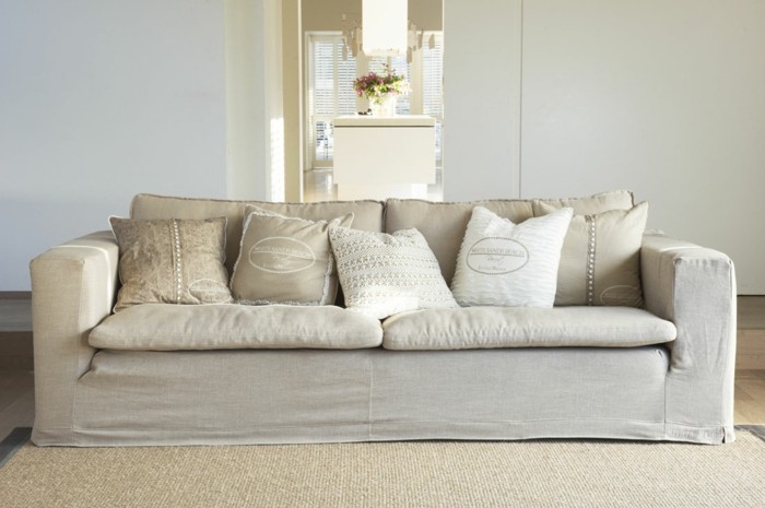 möbel trend 2020 sand farbe sofa shabby chic
