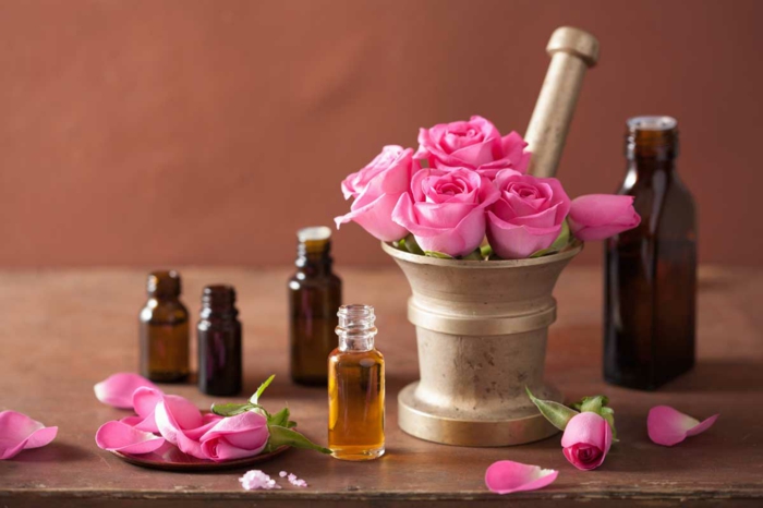 naturkosmetik rosenwasser DM duft rosenblüten wasser ätherischeöle