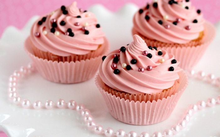 cupcake deco muffins sahne perlen zuckerstreusel hochzeit