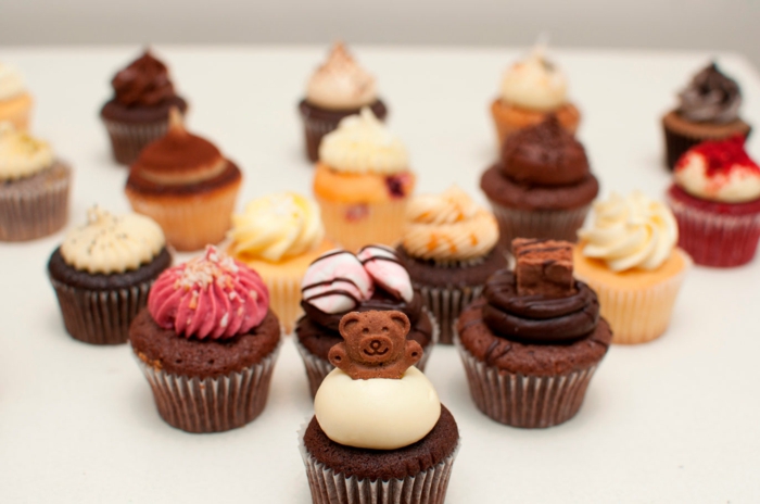cupcake deco muffins schokolade sahne bärchen