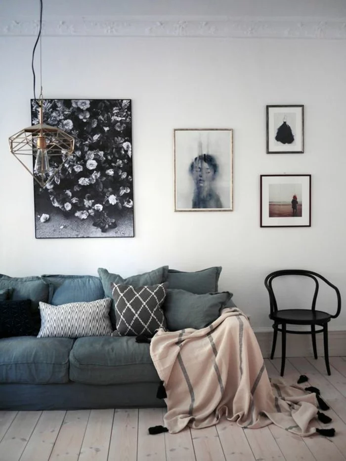 graues sofawohnzimmer einrichten ideen coole leuchte wanddeko