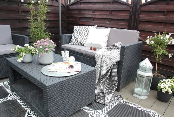 ikea gartenmöbel outdoor rattan grau sofa sessel couchtisch teppich