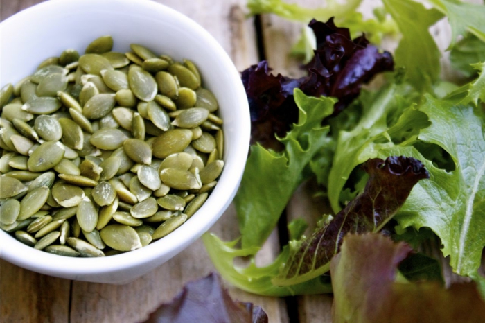 kürbiskerne nährwerte salat zubereiten ideen frisch gesund