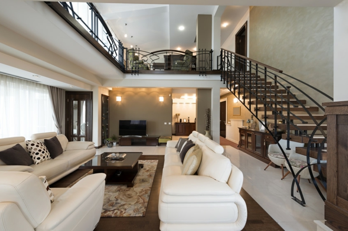 modern einrichten wohnzimmer modernes treppenhaus weiße möbel teppichmuster