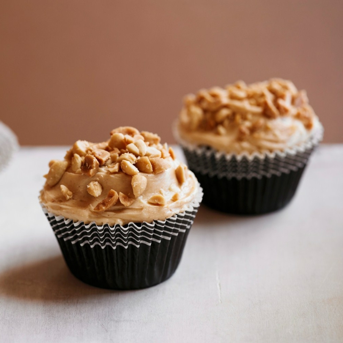 rezepte cupcakes muffin erdnüsse creme schokolade