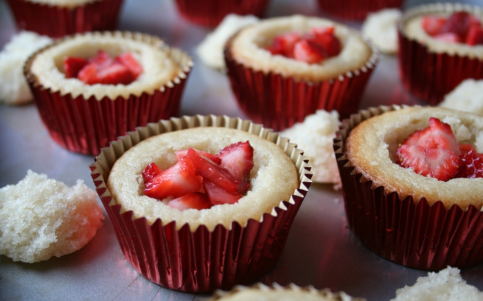 rezepte cupcakes vanille erdbeeren desserts
