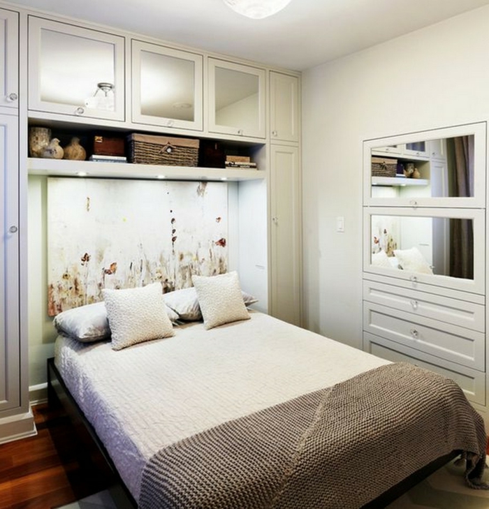 schlafzimmer weiß cooles bettkopfteil stauraum kleines schlafzimmer