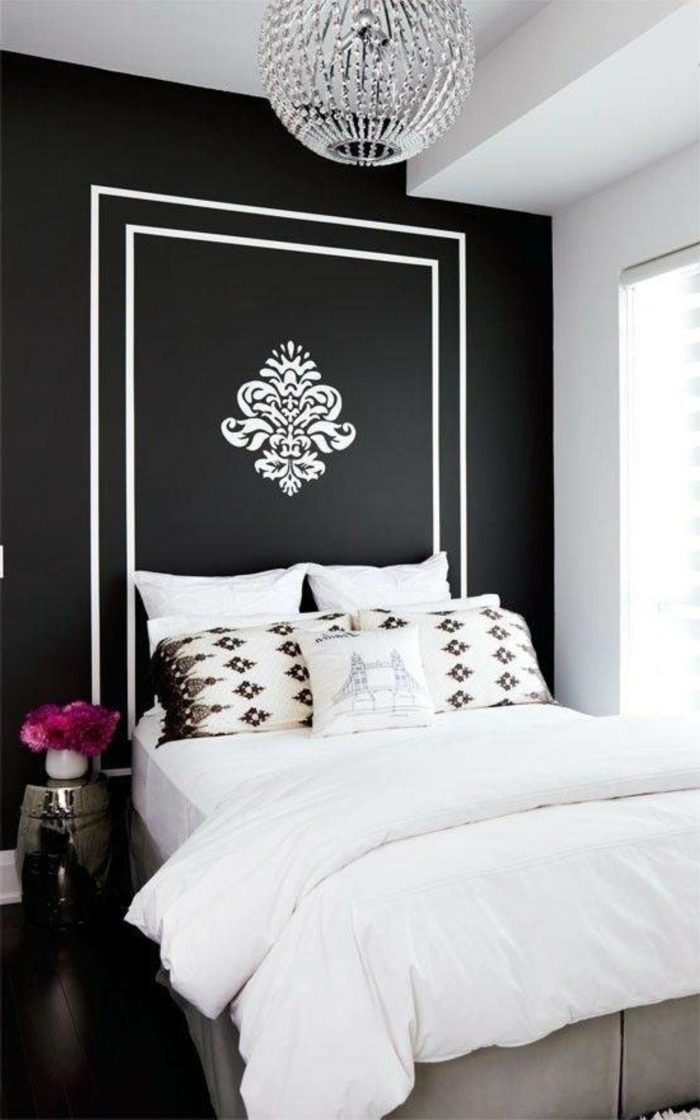 Muster in Schwarz-Weiß wandgestaltung mit Farbe wandgestaltung schwarz weiß schlafzimmer einrichten weiss schwarz flora