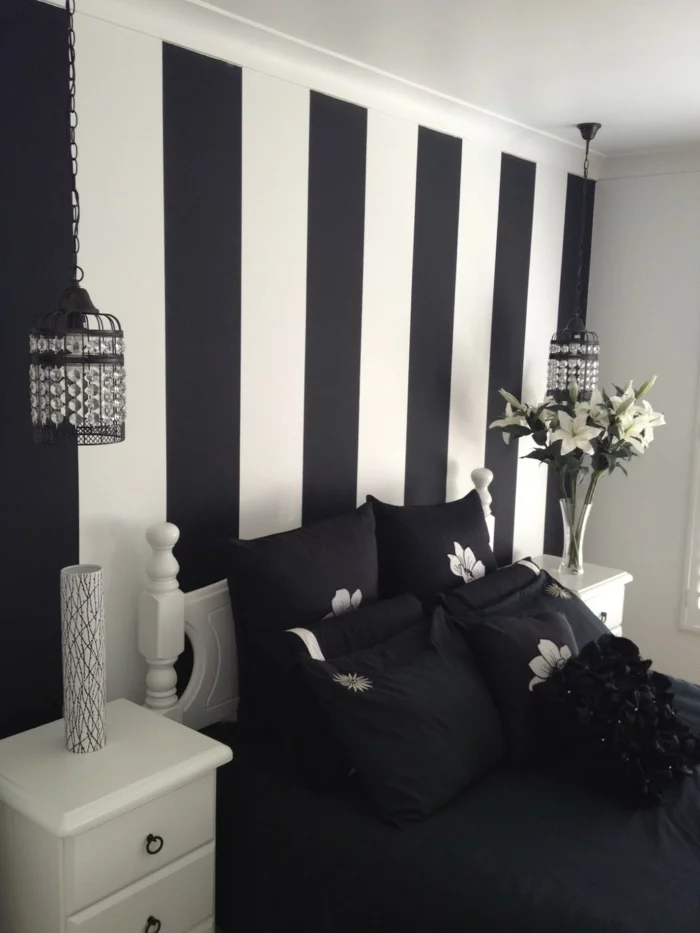 Muster Schwarz-Weiß wandgestaltung mit Farbe einrichtungsbeispiele schwarz weiß wihnzimmer einrichten gestreift