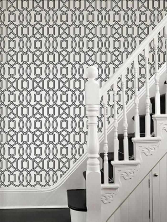 Muster in Schwarz-Weiß wandgestaltung mit Farbe schwarz weiß wohnzimmer einrichten treppe