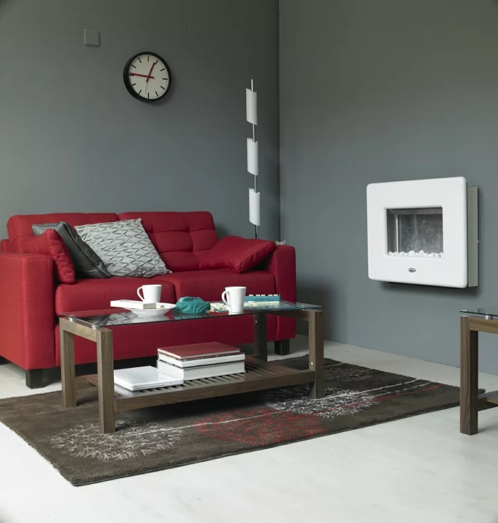 wohnideen wohnzimmer rotes sofa graue wände kleiner raum