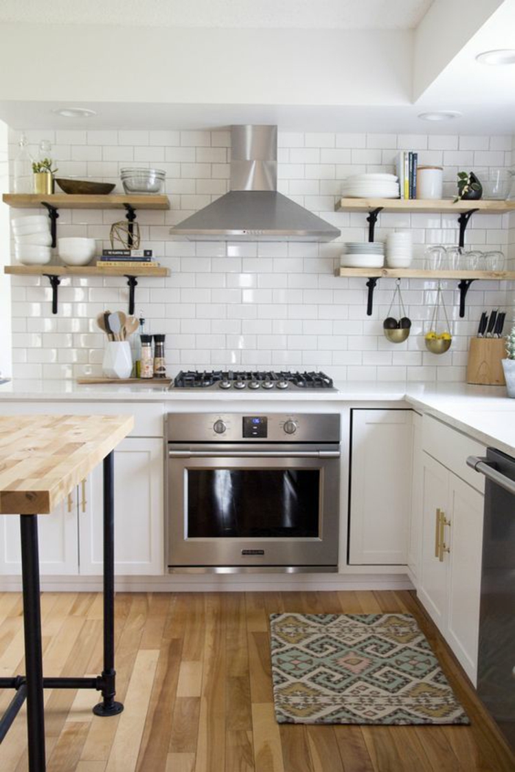 Küchendesign aktuelle Trends Küchenbilder Küchenfliesen Wand weiß