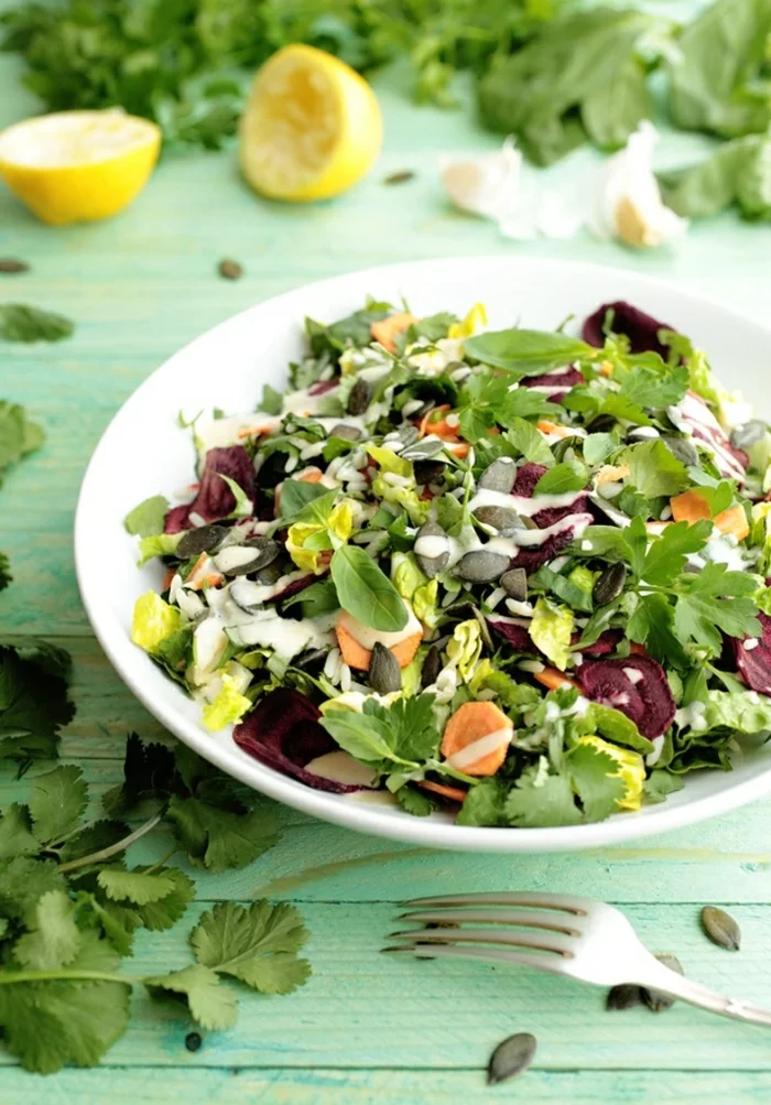 Salat Ideen gesunde Ernährung frischer Salat einfache Rezepte