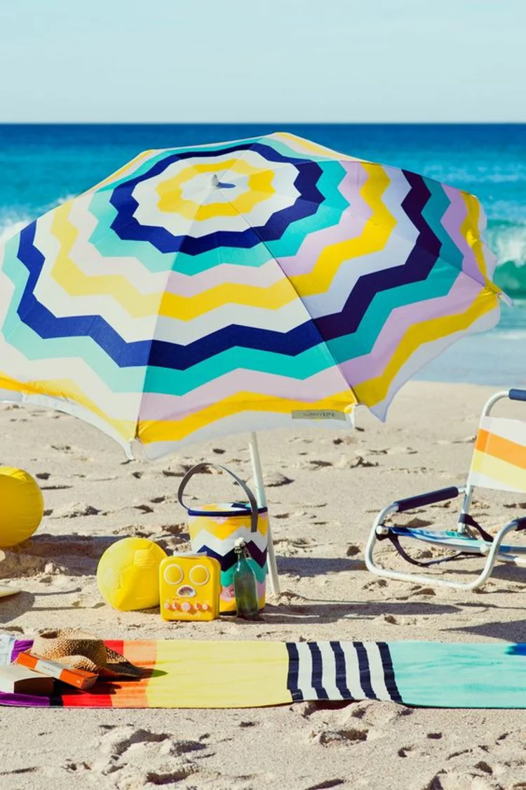 Sonnenschirme Strandmode Sichtschutz am Strand
