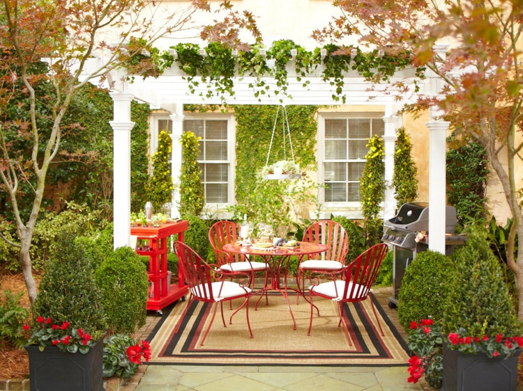 Vorgartengestaltung Vintage Stil rote Gartenmöbel