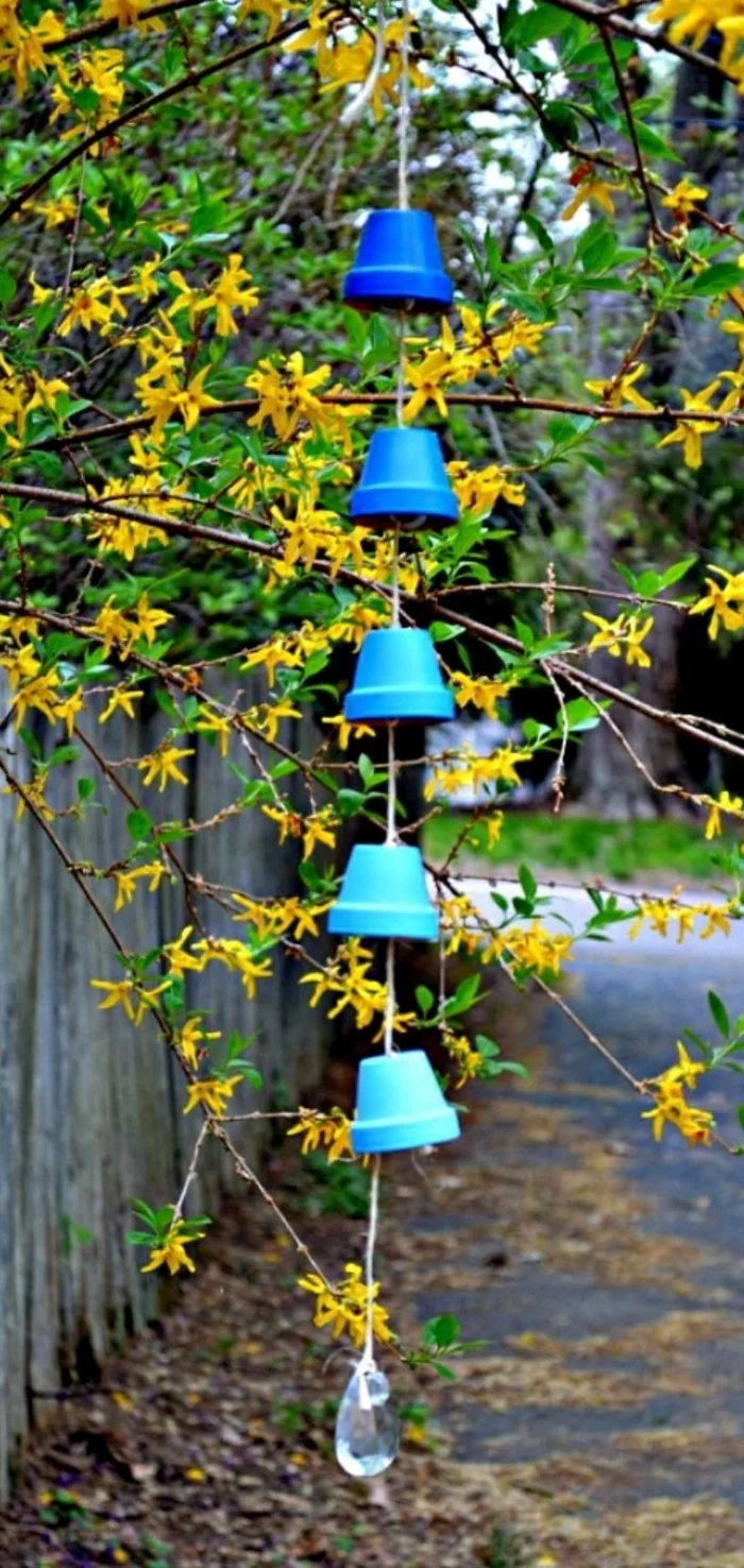 DIY Deko Ideen - Windspiel aus kleinen Blumentöpfen