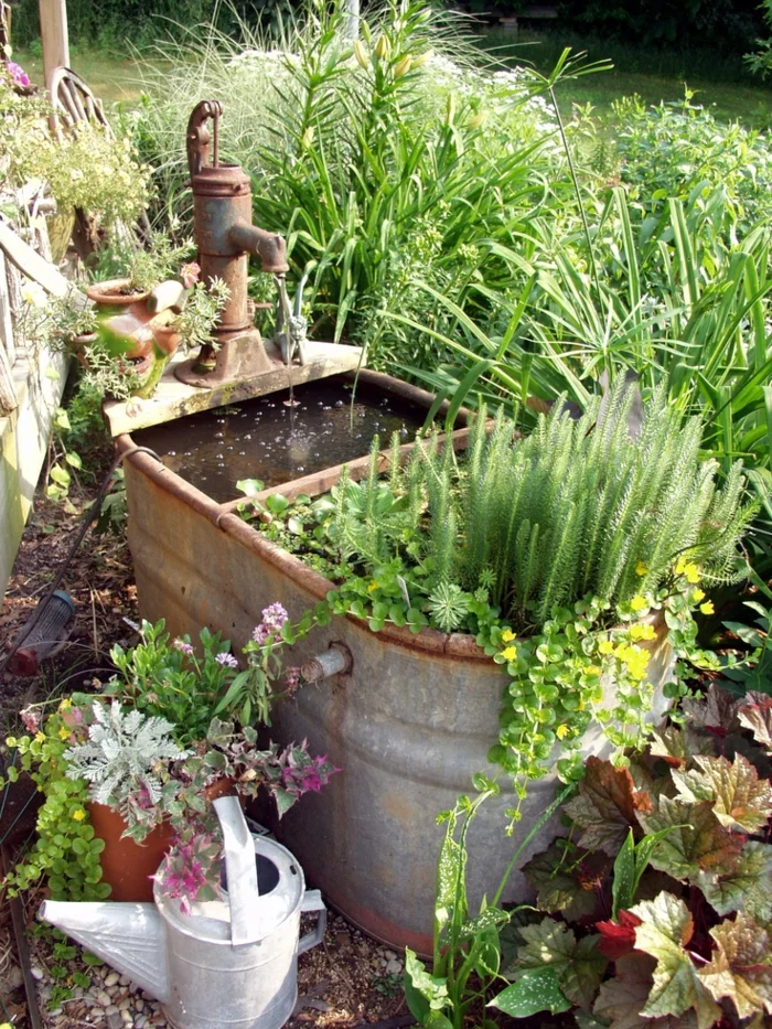 sommerliche DIY Deko Ideen - rustikale Gartendeko mit Pflanzen
