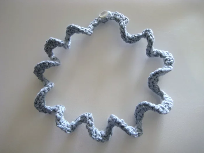 einfache häkelmuster ausgefallene halskette spirale