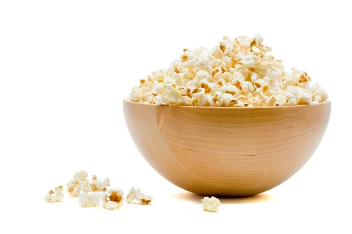 gesund schlafen popcorn essen gesundheit lifestyle