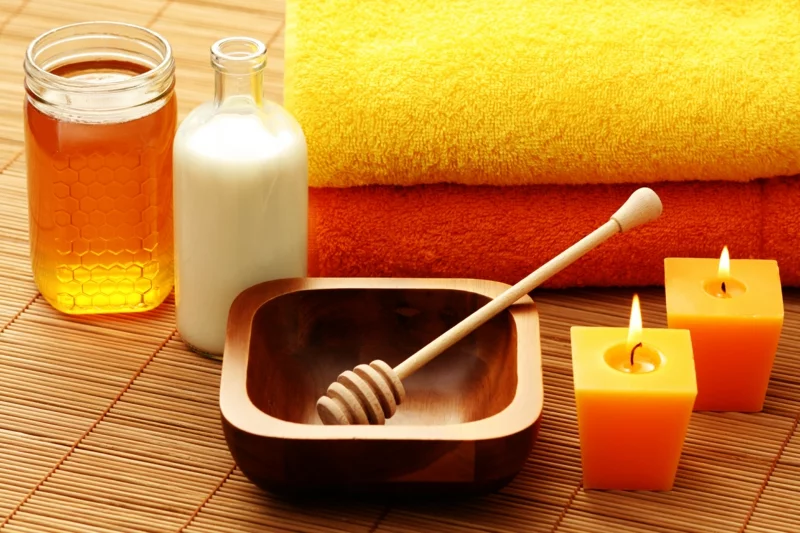 ist Honig gesund Massage Honig Wirkung volle Entspannung