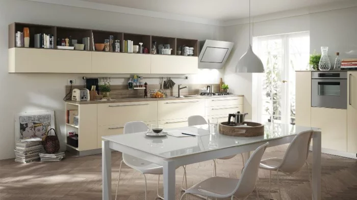 küchendesign weiße möbel essbereich stauraum ideen beige küchenschränke