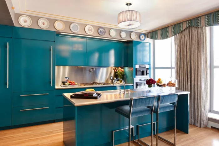 küchendesign blaue küchenschränke kücheninsel beleuchtung dekoideen