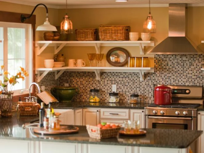 küchenspiegel küchenrückwand fliesen wandgestaltung mosaik