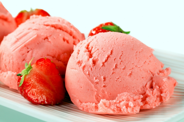 Eisrezepte mit erdbeeren eis selber machen erdbeereis am stiel